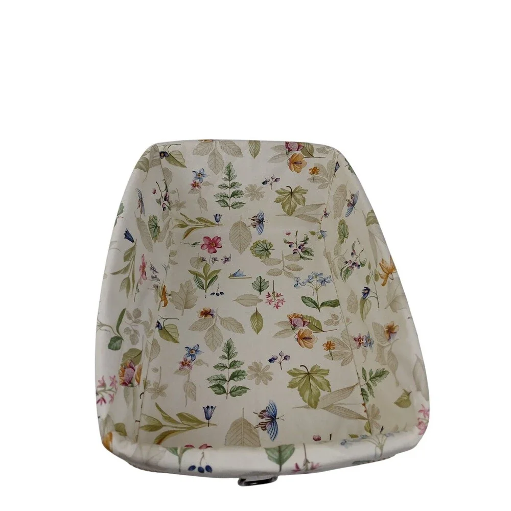 Longaberger 2007 Angled Basket w/protector & Botanical Fields Liner